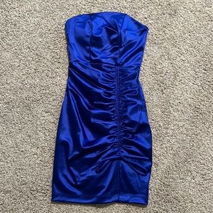 Brand new never worn Honey and Rosie satin side scrunch strapless dress